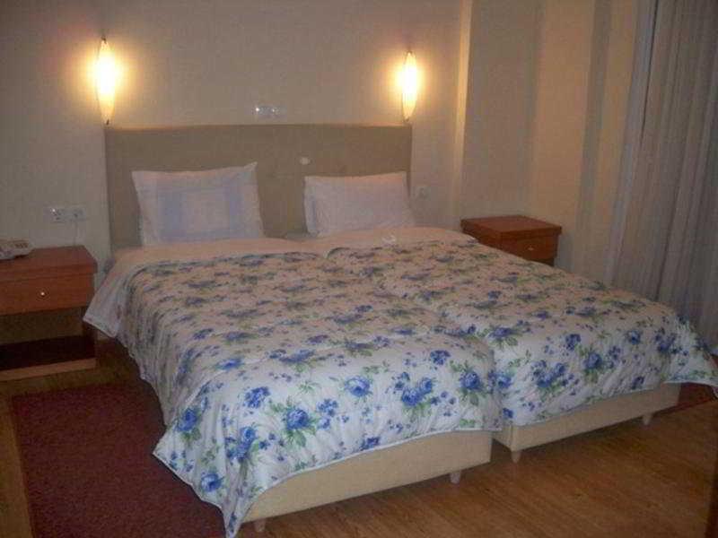 Grand Olympic Hotel Loutraki Zewnętrze zdjęcie